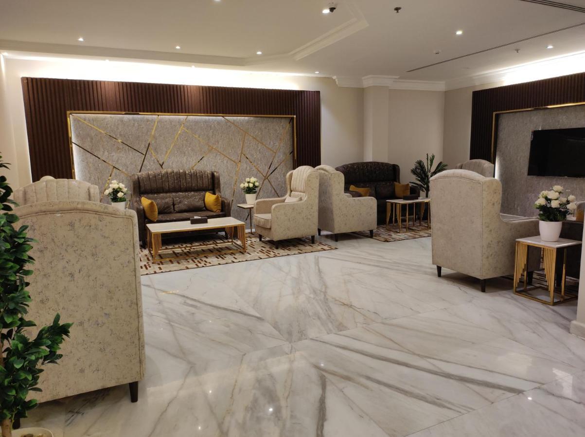 Burj Al Hayah Hotel Suites-Al Olaya - برج الحياة للوحدات الفندقيه العليا Riyad Dış mekan fotoğraf