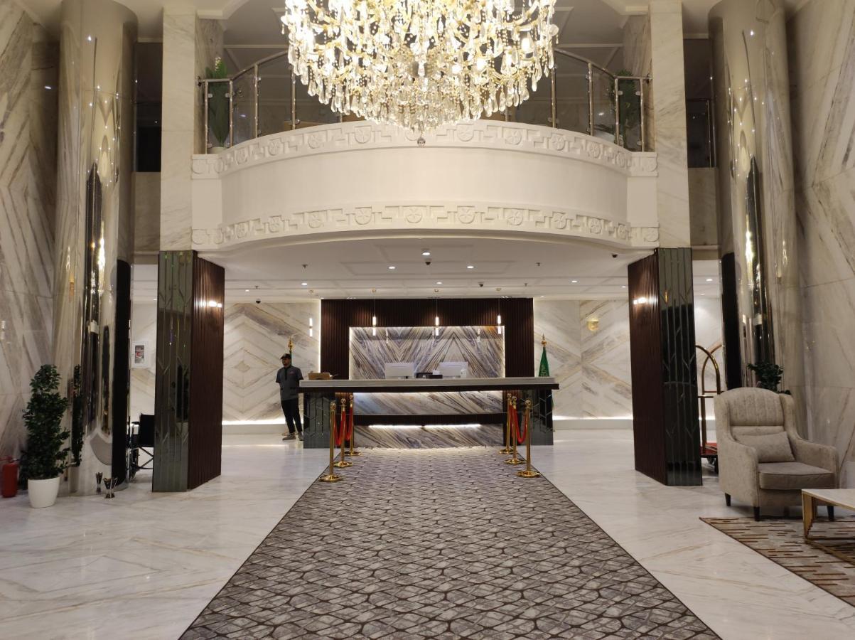 Burj Al Hayah Hotel Suites-Al Olaya - برج الحياة للوحدات الفندقيه العليا Riyad Dış mekan fotoğraf